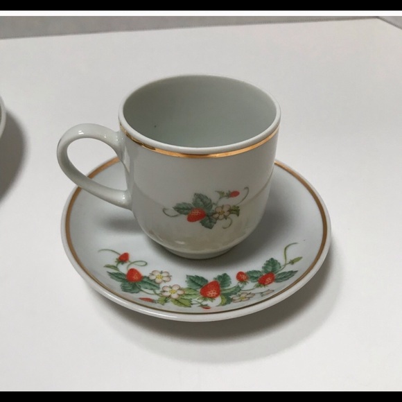 COPY - Vintage Avon porcelain Demitasse/Tea set. - Picture 8 of 10